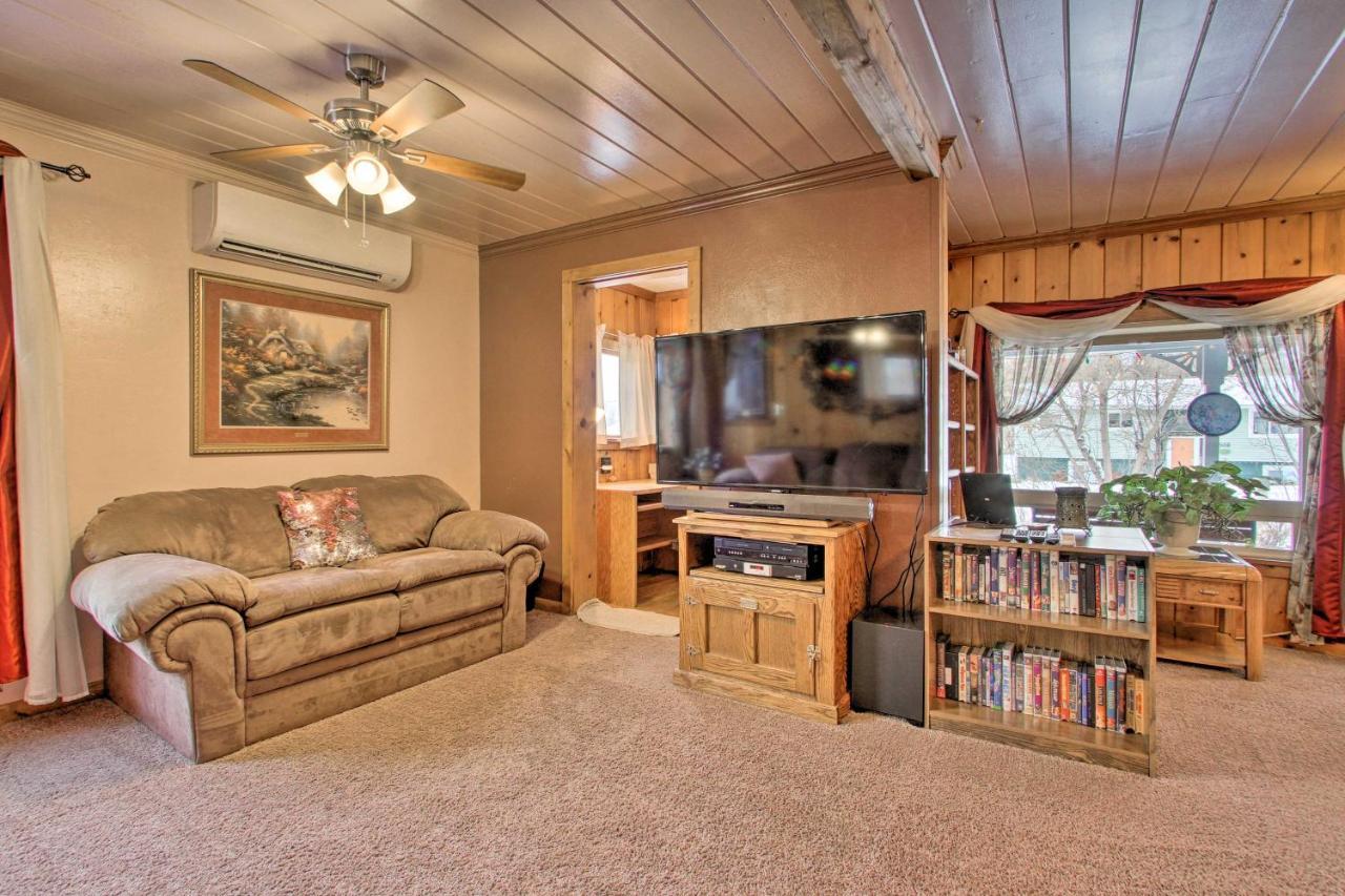 Cozy Home With Hot Tub Half Mi To Salmon River! Luaran gambar