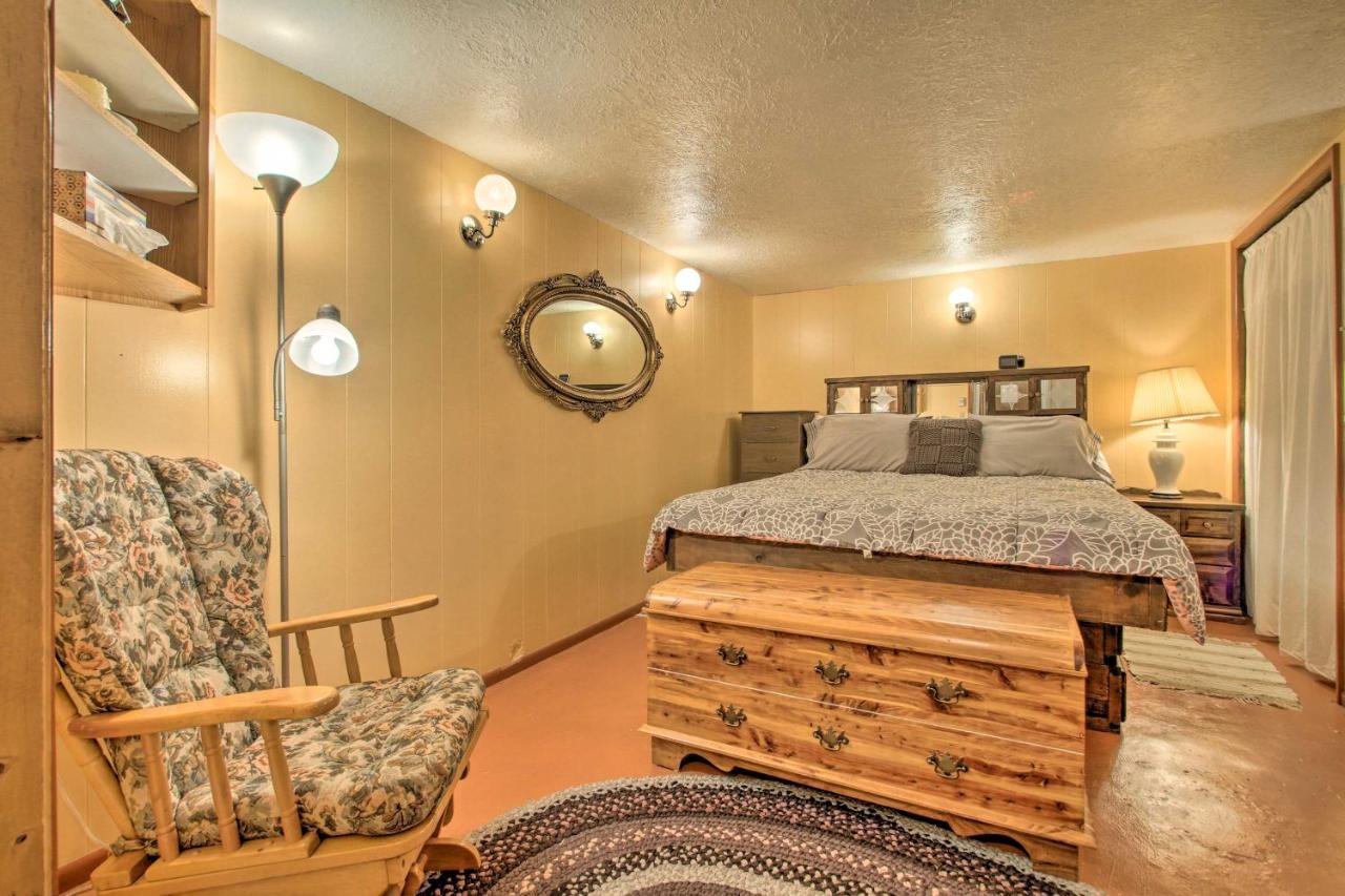 Cozy Home With Hot Tub Half Mi To Salmon River! Luaran gambar